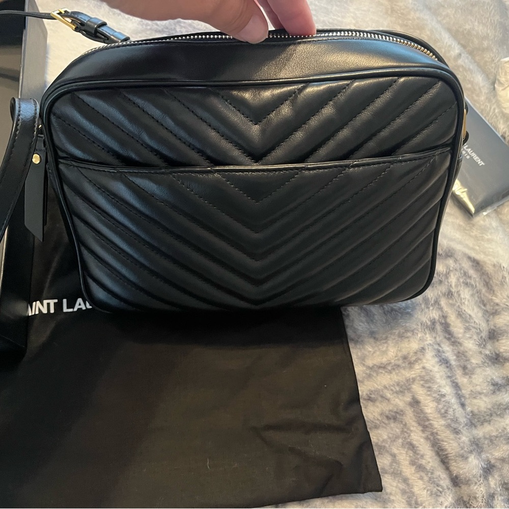 Saint Laurent Black Chevron Crossbody with Gold Logo - Picture 15 of 15